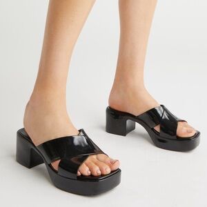 Jeffrey Campbell Bubblegum Mule. Black/Shiny. Gently used. Size 8